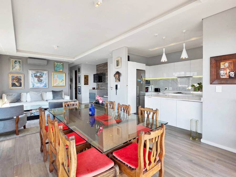 To Let 2 Bedroom Property for Rent in Green Point Western Cape